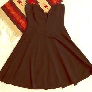 Little Black Dress (LBD)